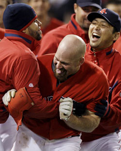 youkilis250_042509.jpg
